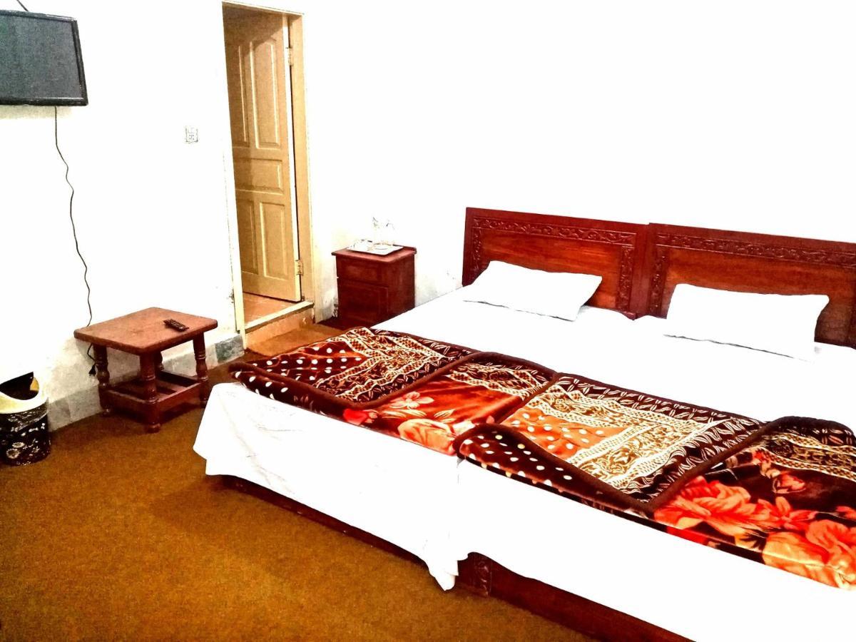 Tour De Swat Hotel Saidu Sharif Exterior foto